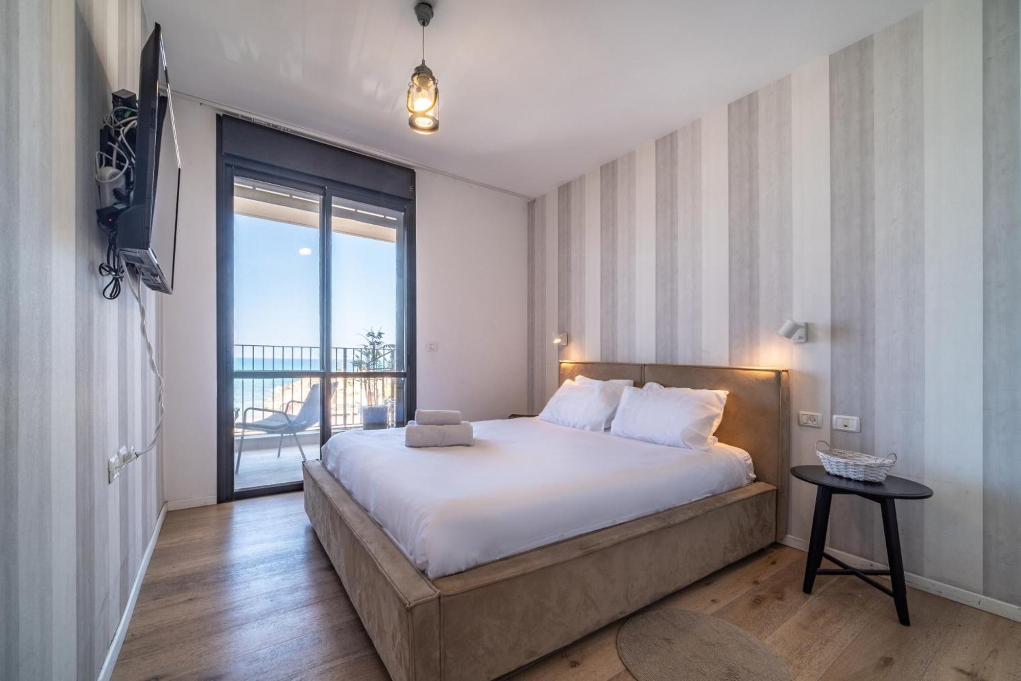 Apartment Bat Galim Full Sea View Balcony By Sea N' Rent *
