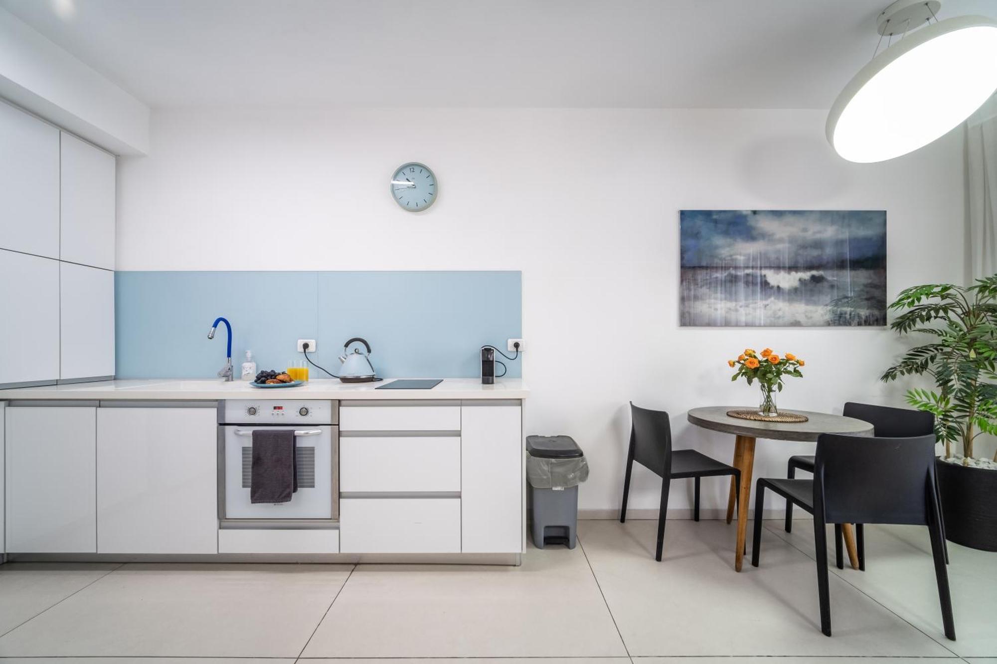 Apartment Bat Galim Full Sea View Balcony By Sea N' Rent
