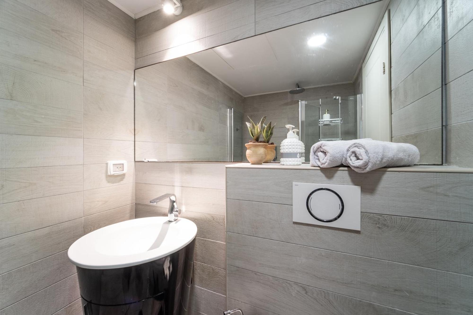 Bat Galim Full Sea View Balcony By Sea N' Rent דירה *